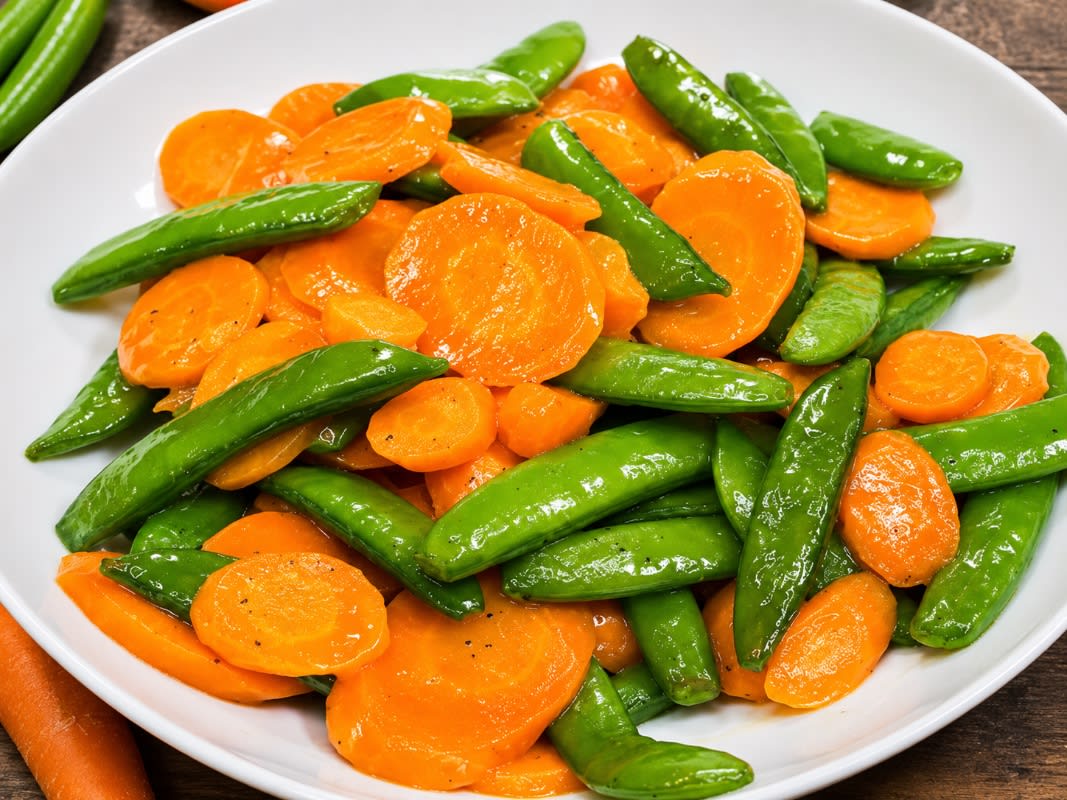 Glazed Snow Peas and Carrots 