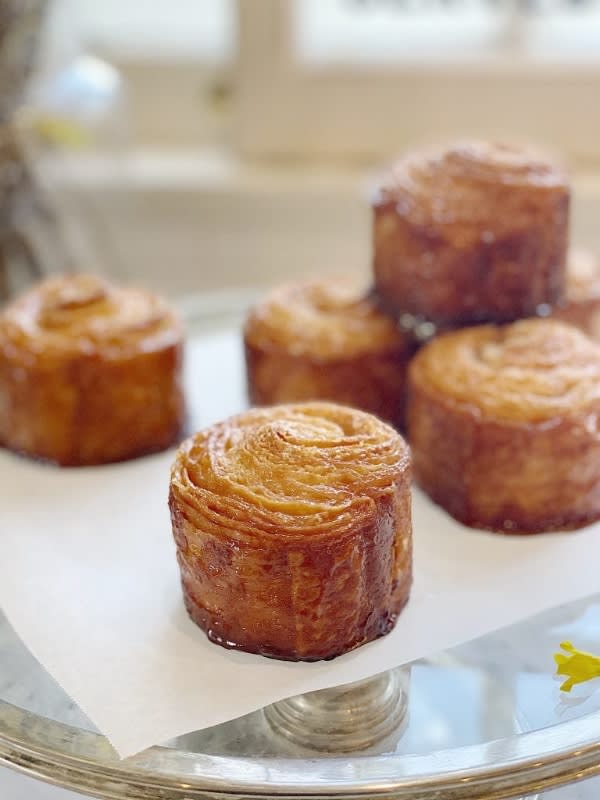Small French Pastries