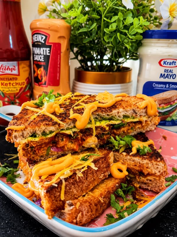 BBQ Chicken Cheddar Sandwich