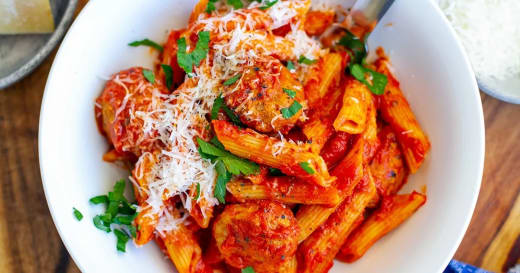 Primi Vegan Penne Meatballs in a Spicy Tomato Sauce