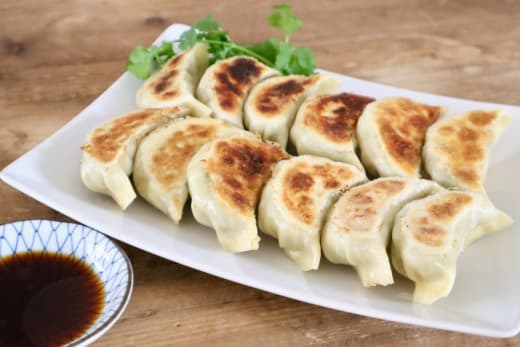 CHICKEN GYOZA