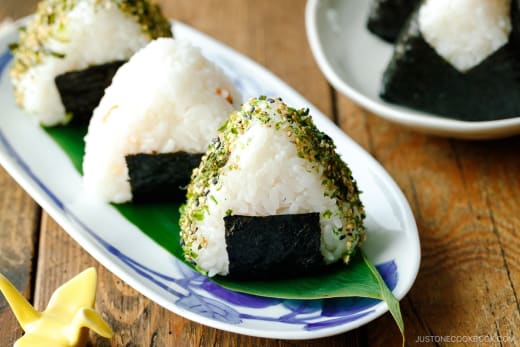 ONIGIRI RICE BALL