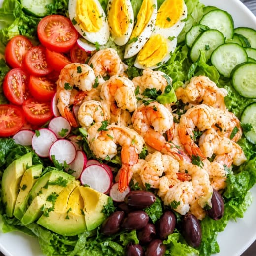 Chilled Shrimp Louie Salad