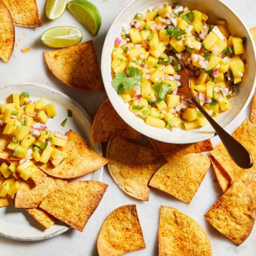 Mango Salsa with Tortilla Chips