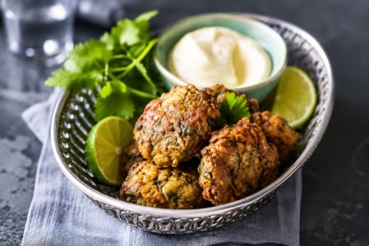 Crab Cakes with Pesto and Mayo Aioli
