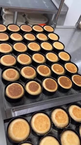 English Muffins Tray
