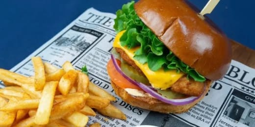 Crispy Fried Chicken Burger w/ Sides