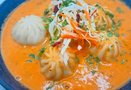 Chicken Soup (Jhol) MoMo (10 Pcs)