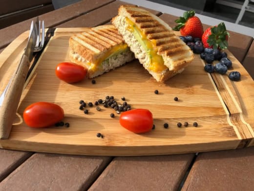 Tuna Avo.Cheddar Melt S.