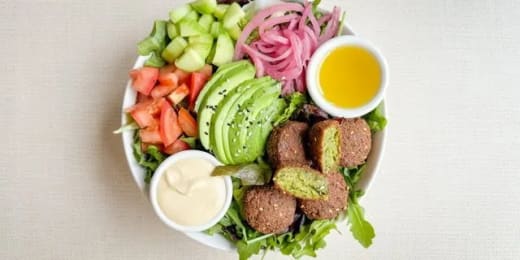 Vegan Falafel Salad