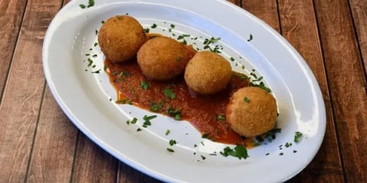Arancini-Will serve 7 people