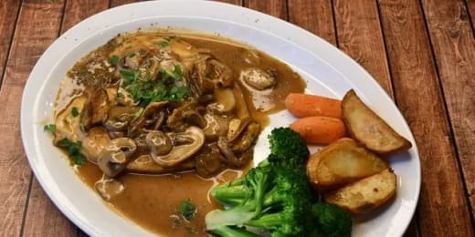 Chicken Marsala- Serves 7