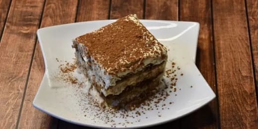 Tiramisu-Serves 15