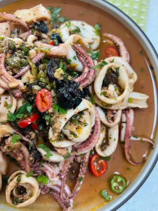 Spicy Sauteed Calamari-Will serve 7 people