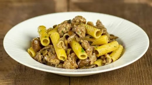 Salsiccia E Funghi