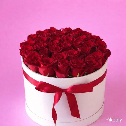 2026/02/14th-ValentineE28099s-Day-Flower-Bouquet-in-Bangladesh.jpg 14th Valentine’s Day Red Rose Bouquet
