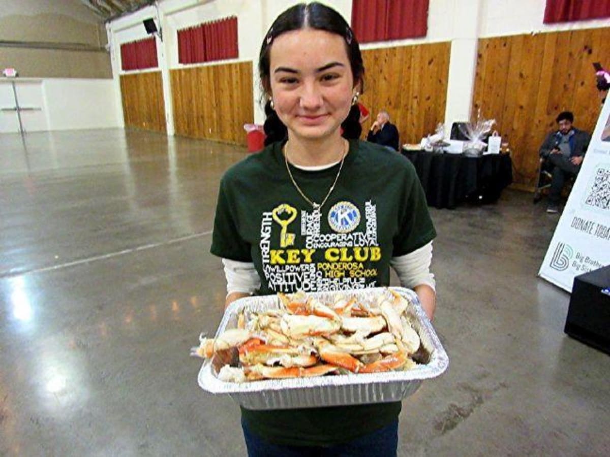 Northern Sierra Crab Feed Raises Funds for Youth Mentors
