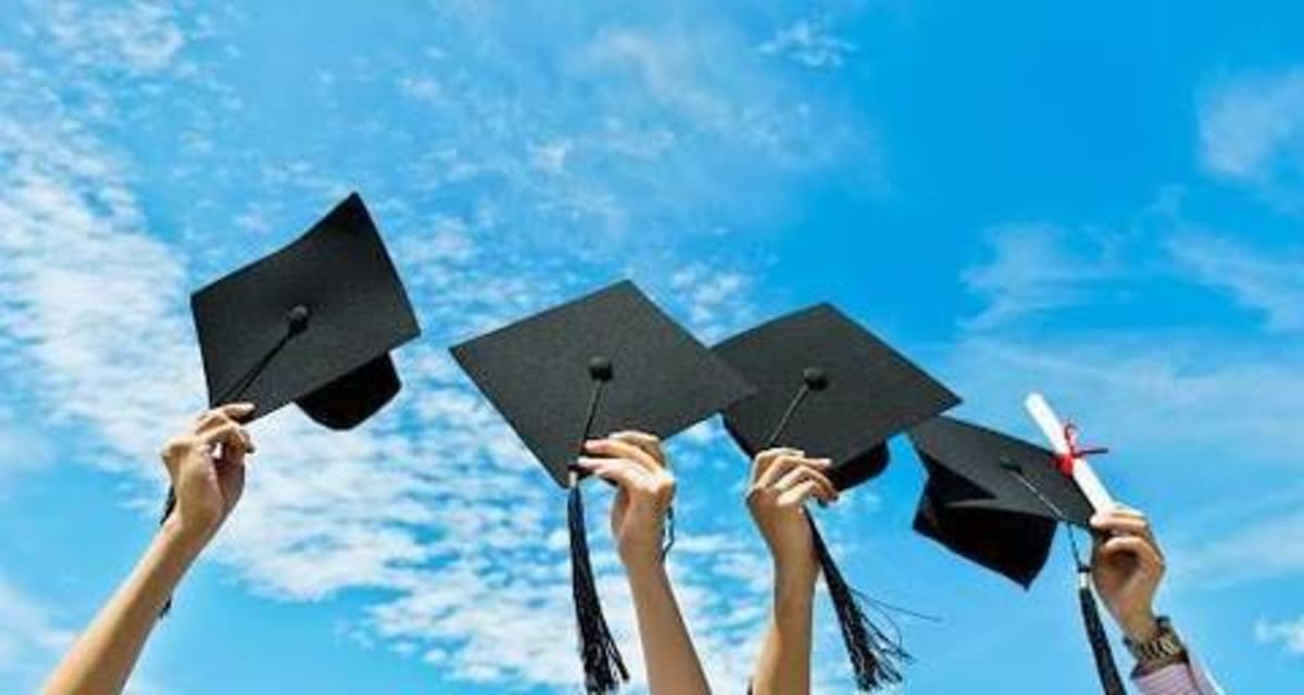 7 Shore Students Celebrate College Graduation Milestones