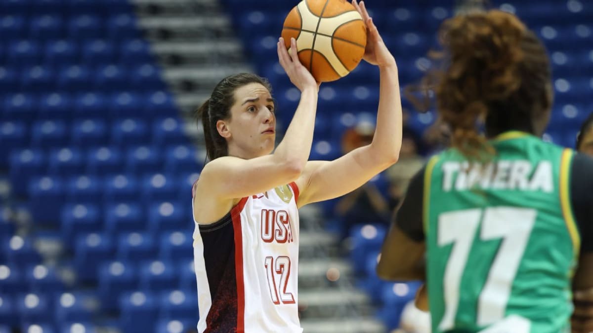 Caitlin Clark Returns With 17 Points After 8-Month Injury