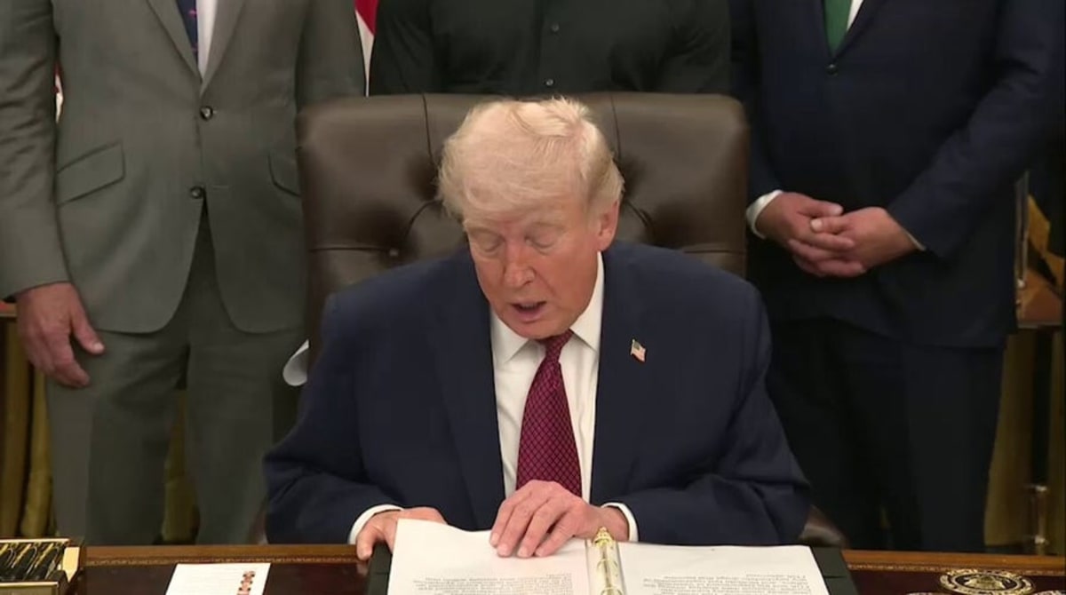 Trump Fast-Tracks Psychedelic Therapy Research for Veterans - Image 3