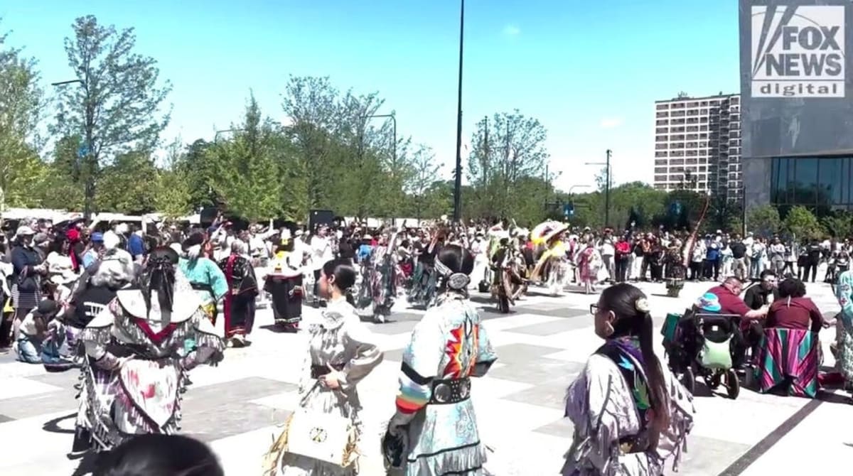 Obama Center Honors Native Heritage With Dance Performance - Image 3
