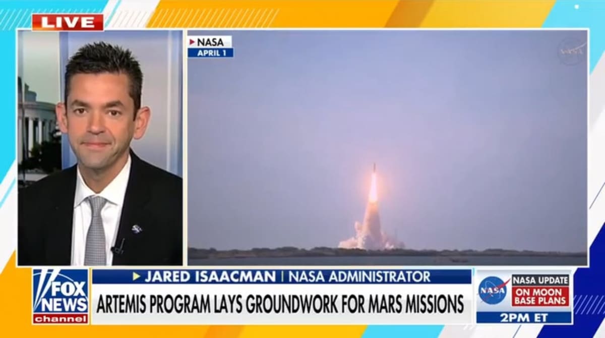 NASA Plans 3 Moon Missions to Build Lunar Base by 2026 - Image 3