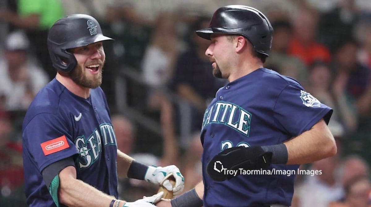 Mariners' Cal Raleigh Showers in Full Uniform, Ends Slump - Image 3