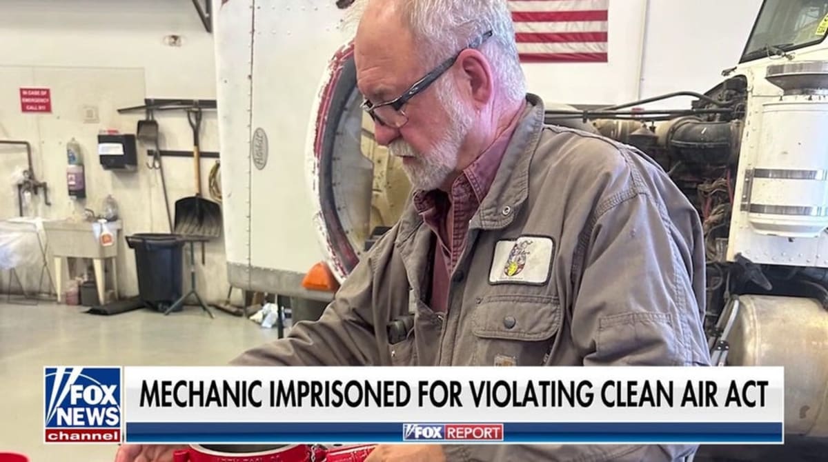 Trump Pardons 9 Mechanics in Right-to-Repair Push - Image 3