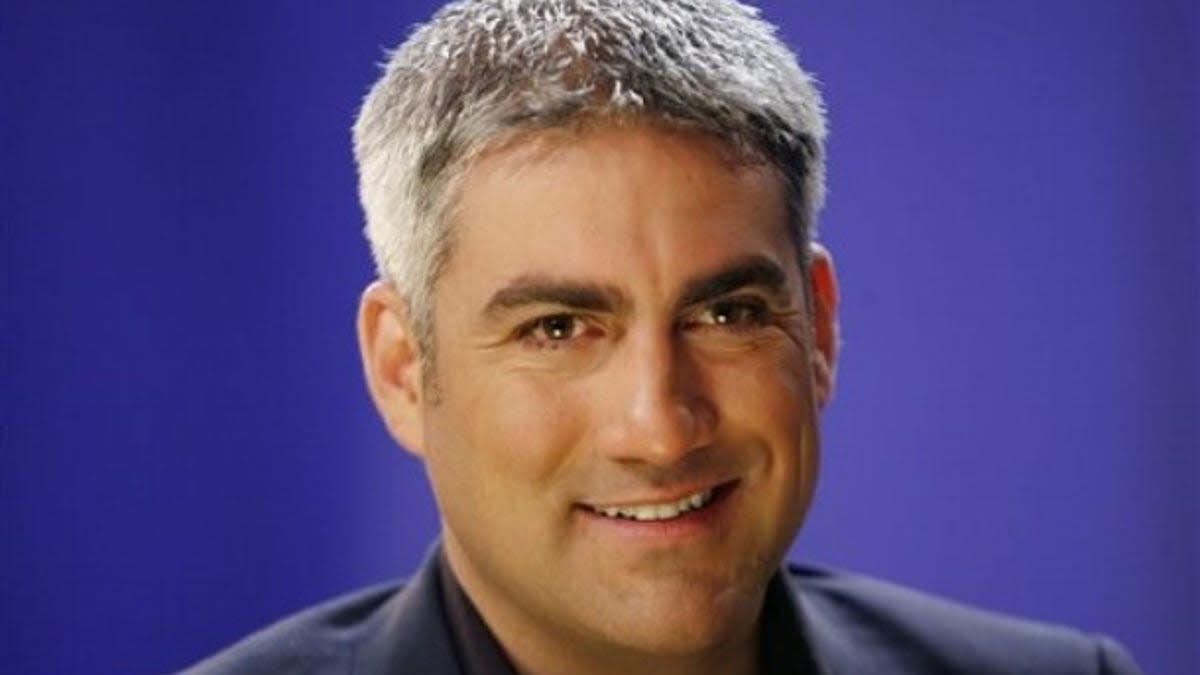 Taylor Hicks: Faith Keeps Him Grounded 20 Years Later - Image 5
