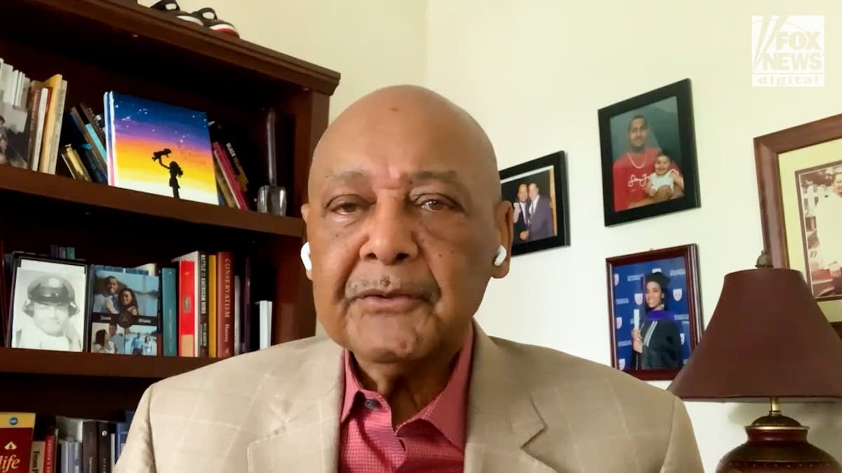 Bob Woodson Helped 2,600 Communities Build Their Own Solutions - Image 4