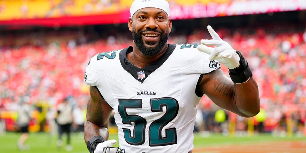 NFL Star Za'Darius Smith Returns After Losing 3 Loved Ones - Image 2