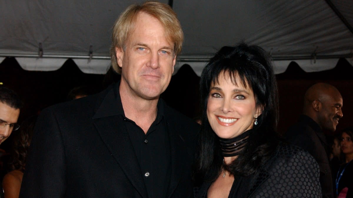 John Tesh Thrives 10 Years Past 18-Month Cancer Prognosis - Image 5