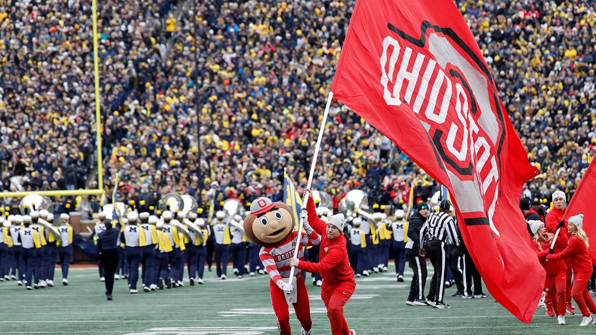 New Michigan Coach Brings Fresh Start to Historic Rivalry - Image 4