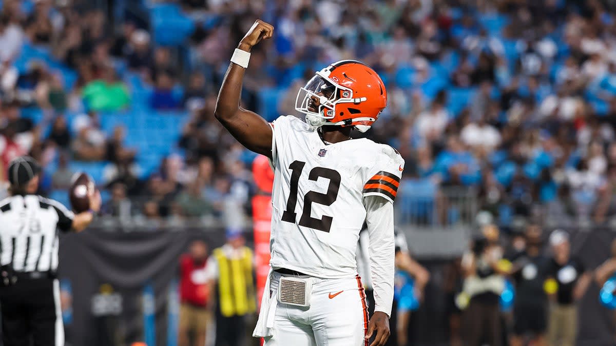 Browns QB Shedeur Sanders Graduates From Colorado - Image 4