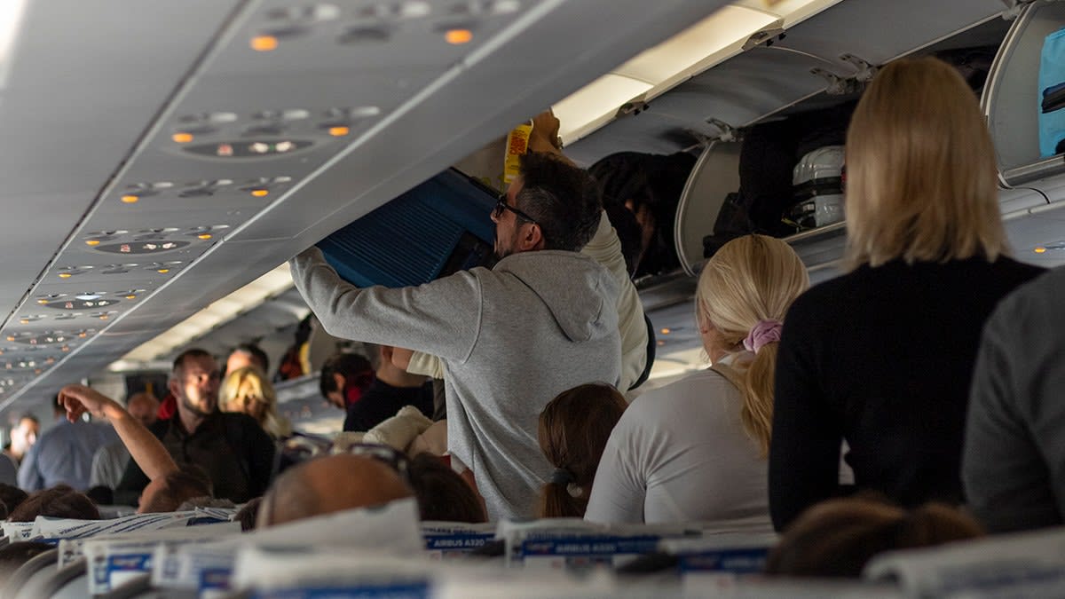 UK Airlines Consider Shared Ban List for Unruly Flyers - Image 5