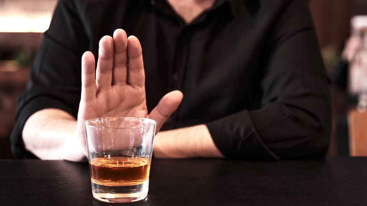 Alzheimer's Drug Shows Promise for Alcohol Withdrawal - Image 4