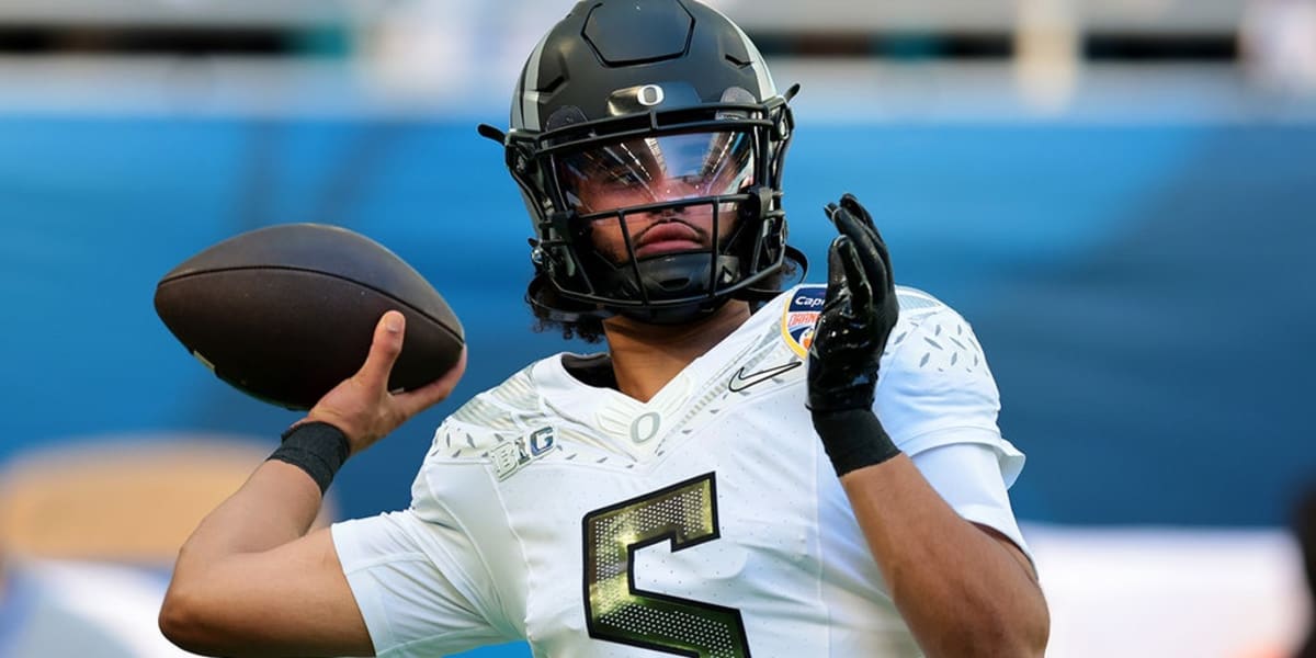Oregon QB Dante Moore Urges Governor on Mental Health - Image 2