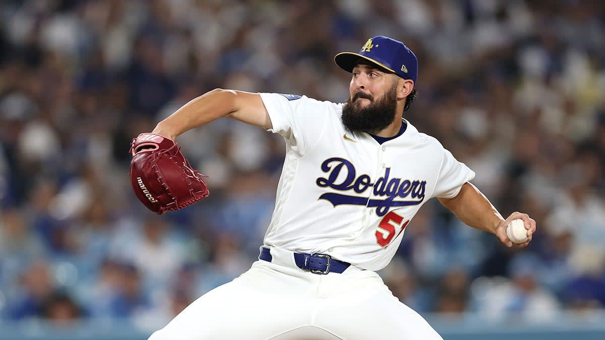 Dodgers Pitcher Vesia Returns After Losing Infant Daughter - Image 4