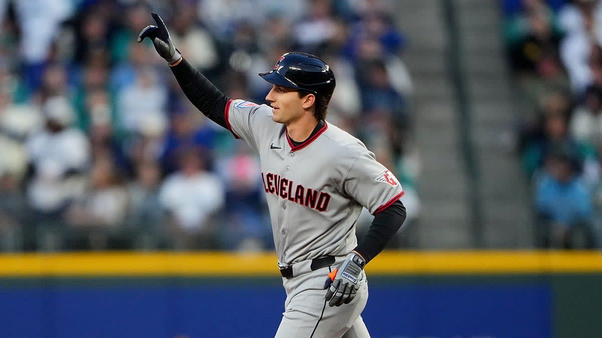 Guardians Rookie Hits 2 Homers in Historic MLB Debut - Image 4