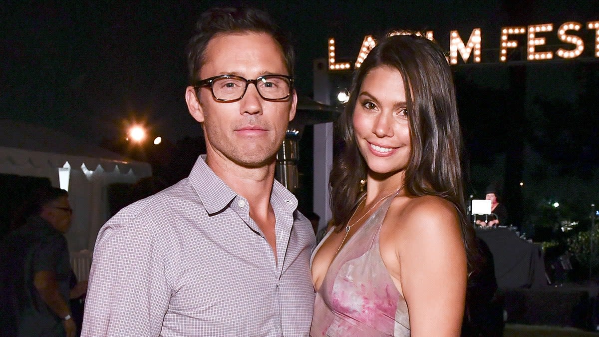 Burn Notice' Star Finds Joy Raising Kids in Colorado - Image 5