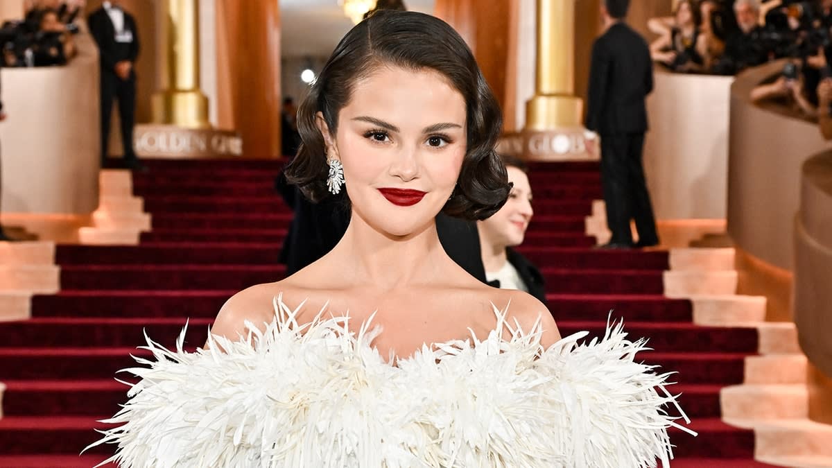 Selena Gomez: Finding Relief in Bipolar Diagnosis - Image 3