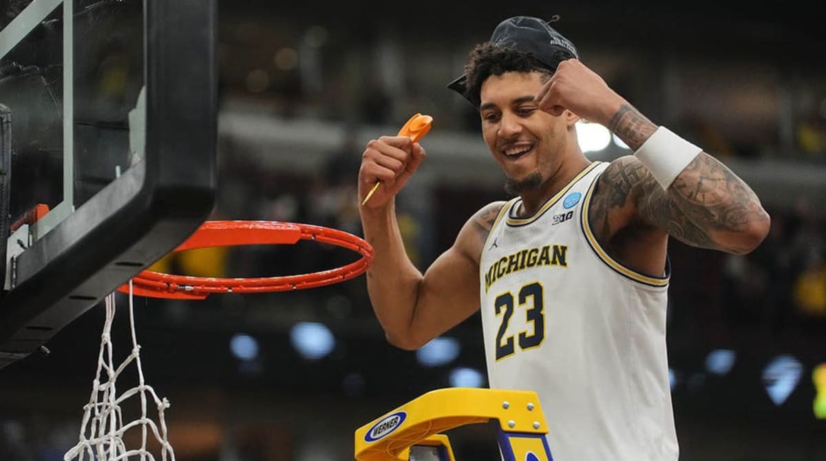 Michigan Crushes Tennessee 95-62, Returns to Final Four - Image 3