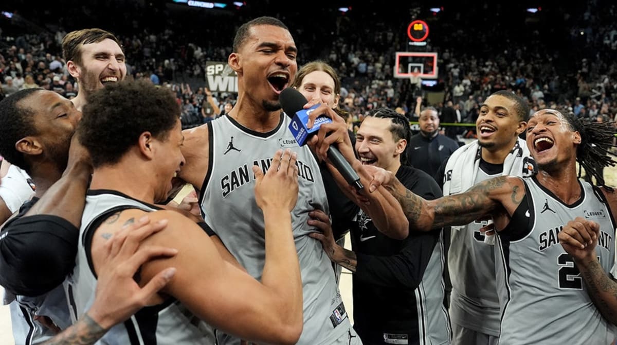 Wembanyama's Buzzer-Beater Ends Spurs' 6-Year Playoff Drought - Image 3