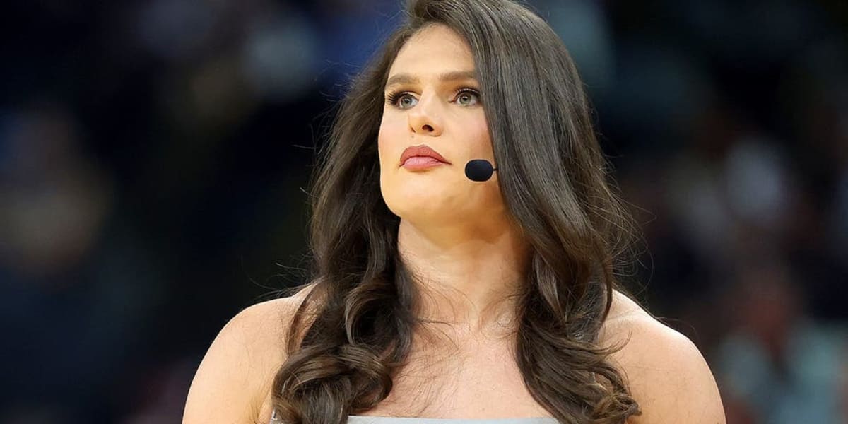 Olympic Star Ilona Maher Fights for Her College Rugby Team - Image 2