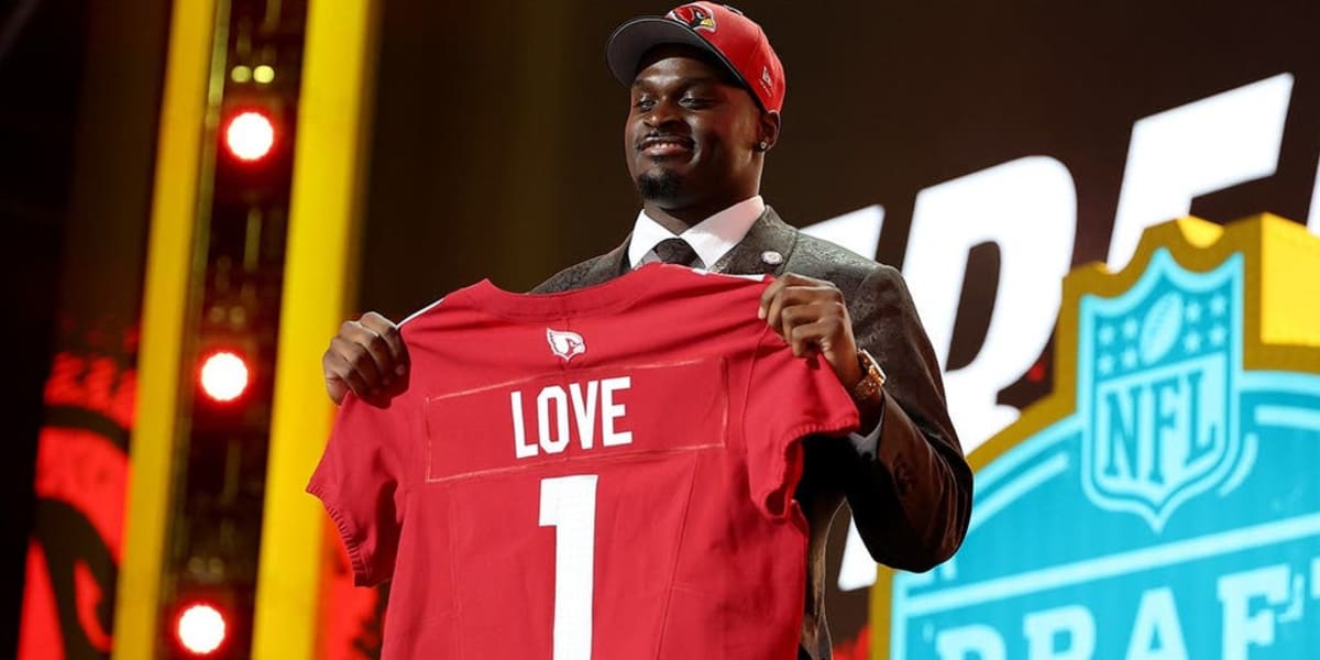 NFL Rookie Jeremiyah Love Gets Record $53M, Buys Mom a House - Image 2