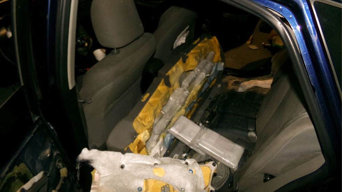 Texas Officers Find $10.8M in Cocaine Hidden in Cabbage - Image 5