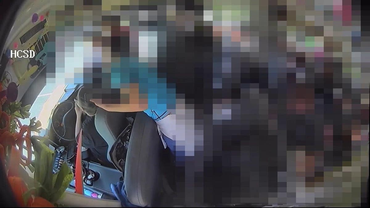 Mississippi Students Stop Bus After Driver Passes Out - Image 4