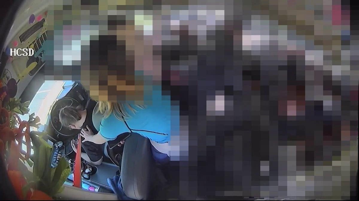 Mississippi Students Stop Bus After Driver Passes Out - Image 5