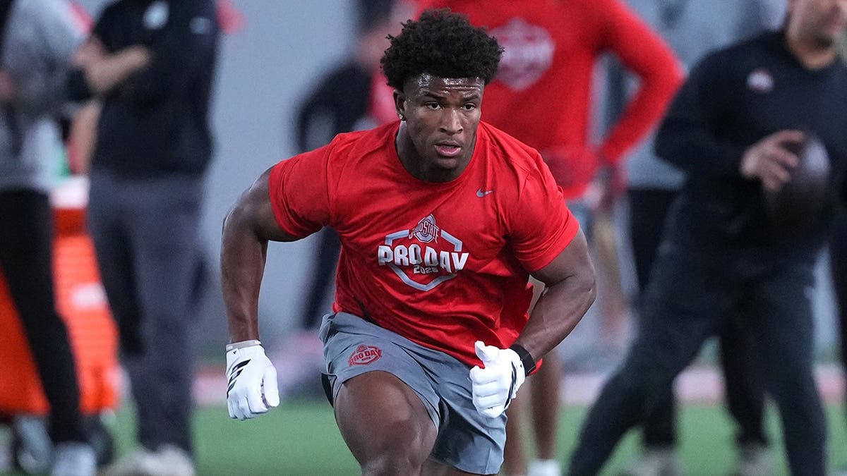 Ohio State's Caleb Downs Credits Army Vet Grandpa Before Draft - Image 4