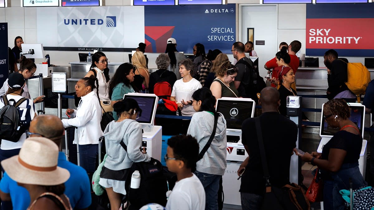 FAA Tests AI System to Predict Flight Delays Weeks Ahead - Image 5